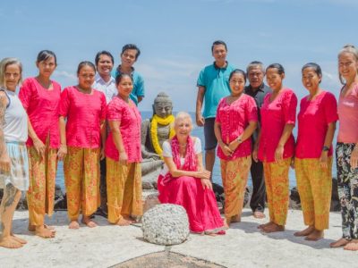 Group-stand-copy-768x512